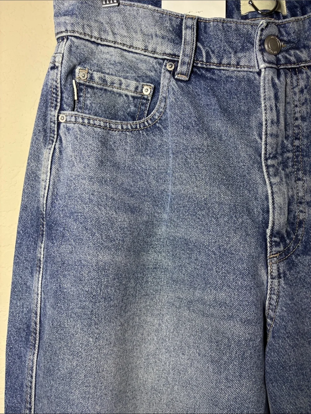 DL1961 Taylor Relaxed Barrel Ultra High Rise Jeans in Salt Lake Colorway Size 28